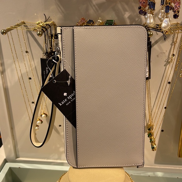 Kate Spade Lucy Medium L-Zip Wristlet 
COLOR: Platinum Grey Multi 
NWT - Picture 13 of 16